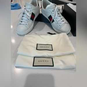 Gucci Ace Shoes Bee - UNISEX